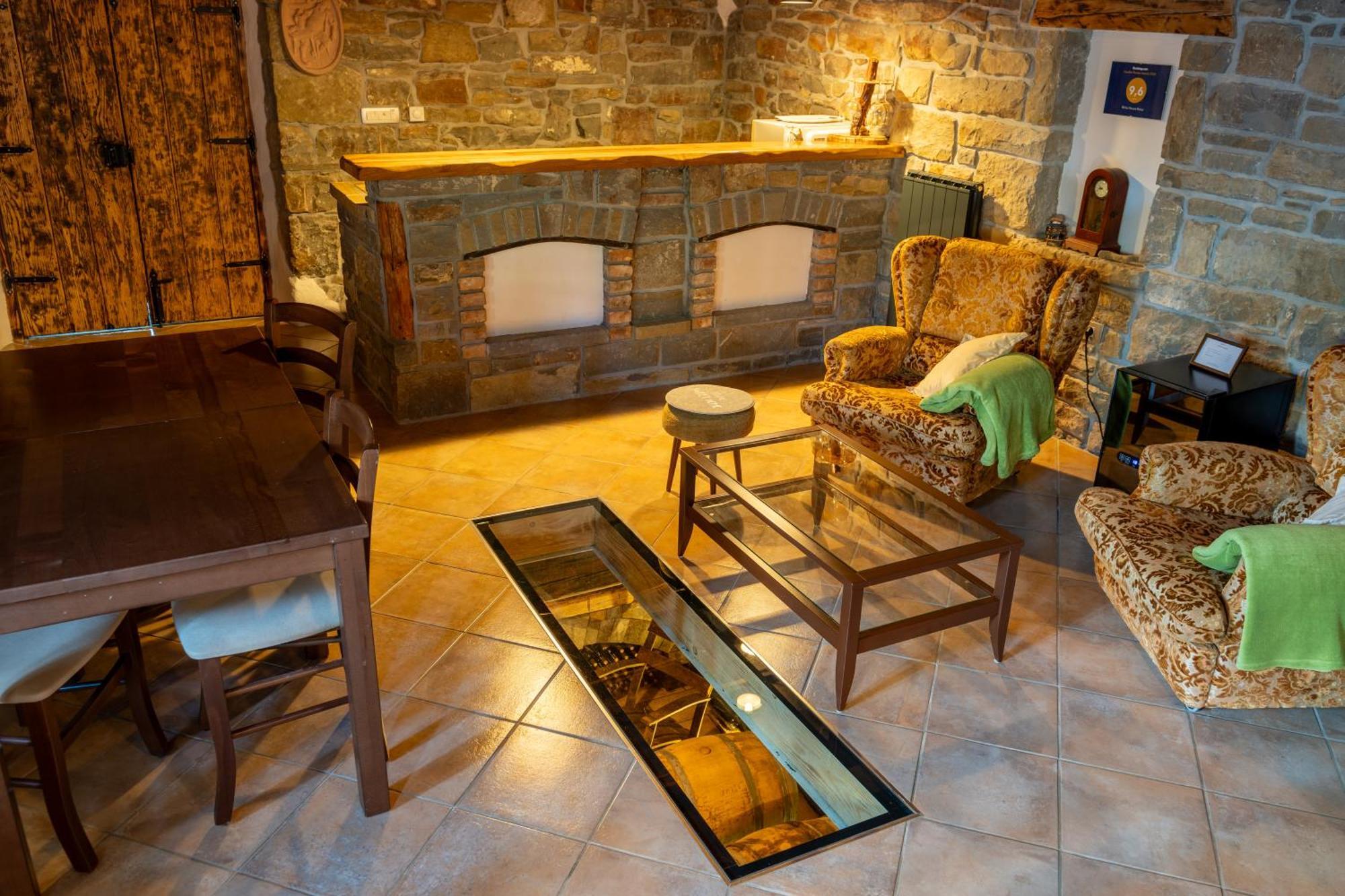 Wine House Rakar Guest House Gračišče Bagian luar foto