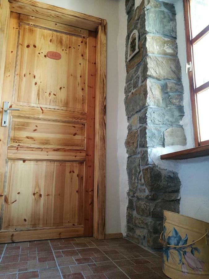 Wine House Rakar Guest House Gračišče Bagian luar foto